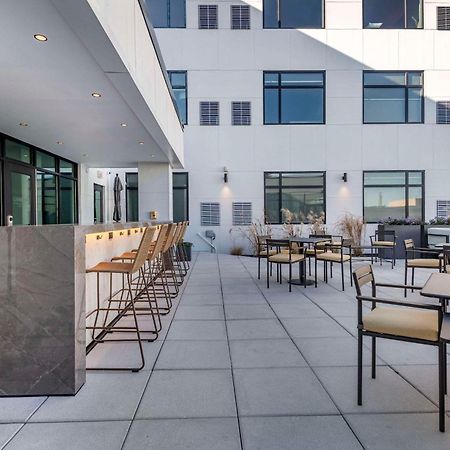 Cambria Hotel Portland Downtown Old Port Екстер'єр фото