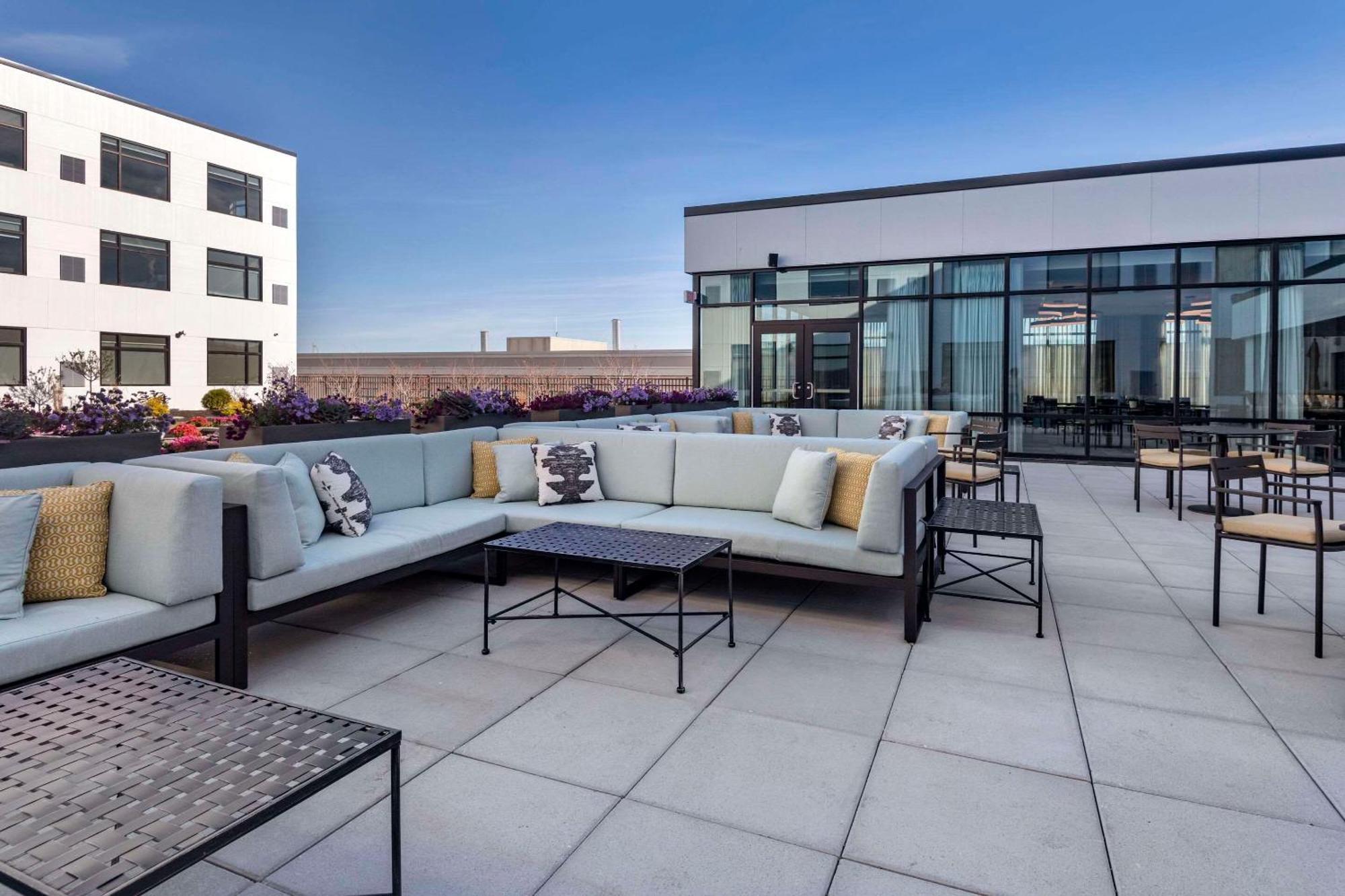 Cambria Hotel Portland Downtown Old Port Екстер'єр фото