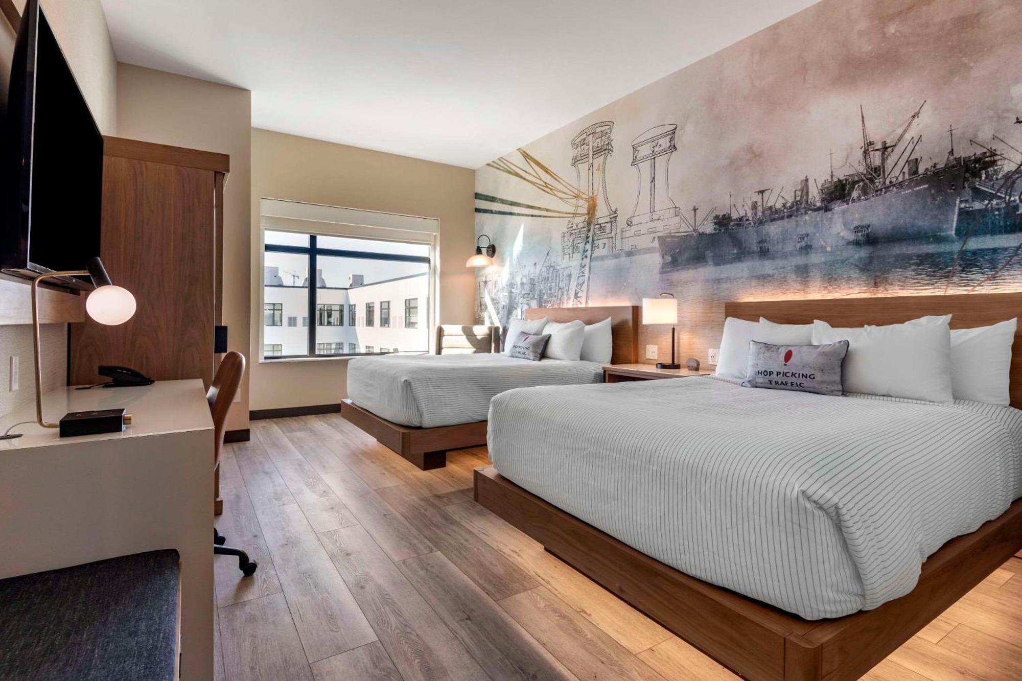Cambria Hotel Portland Downtown Old Port Екстер'єр фото